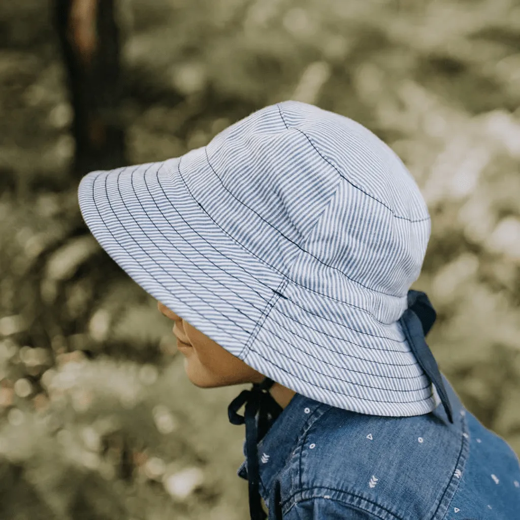 Linen bucket hat