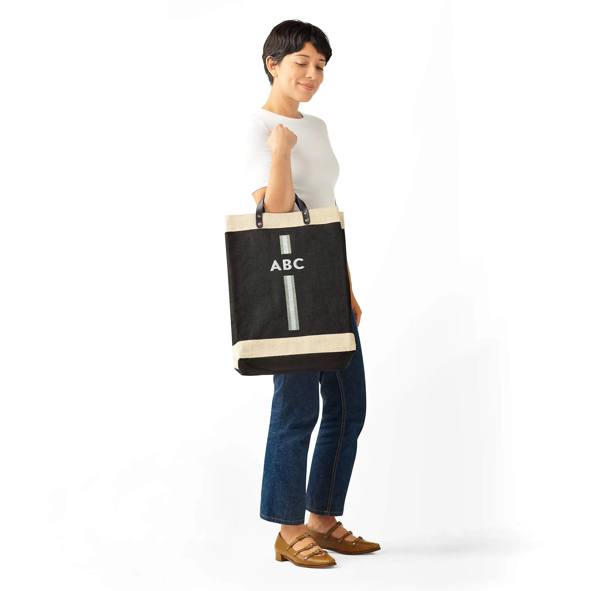 Market Bag in Black with Monogram