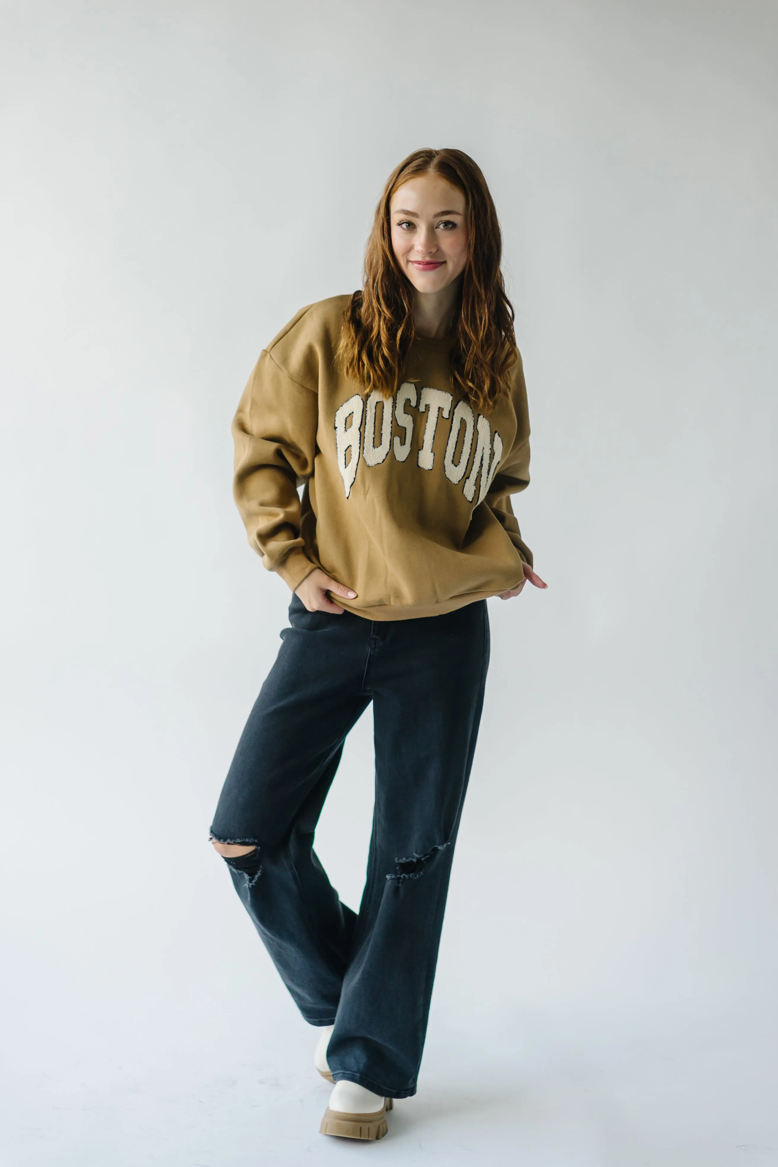 The Boston Sweatshirt in Tan