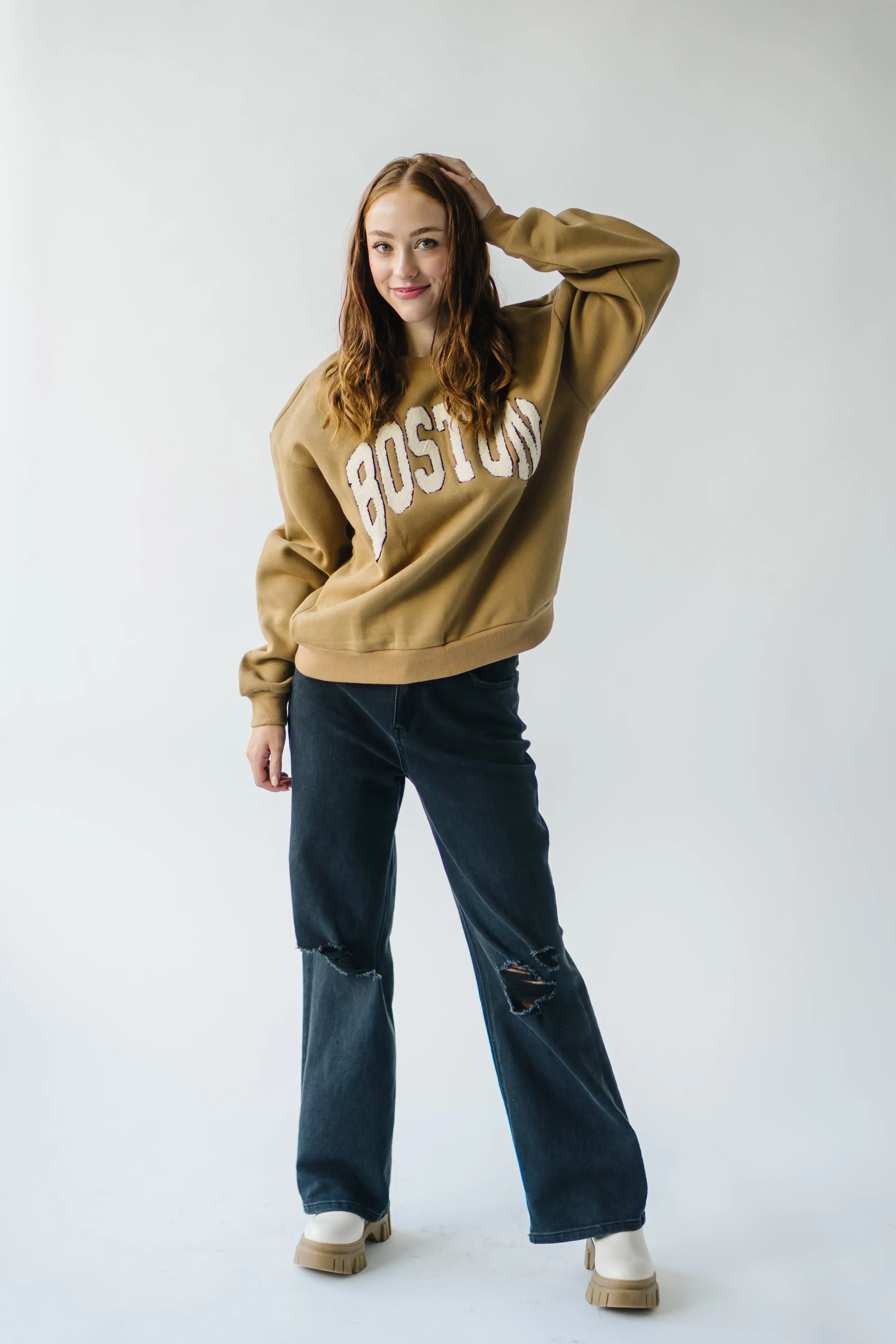 The Boston Sweatshirt in Tan