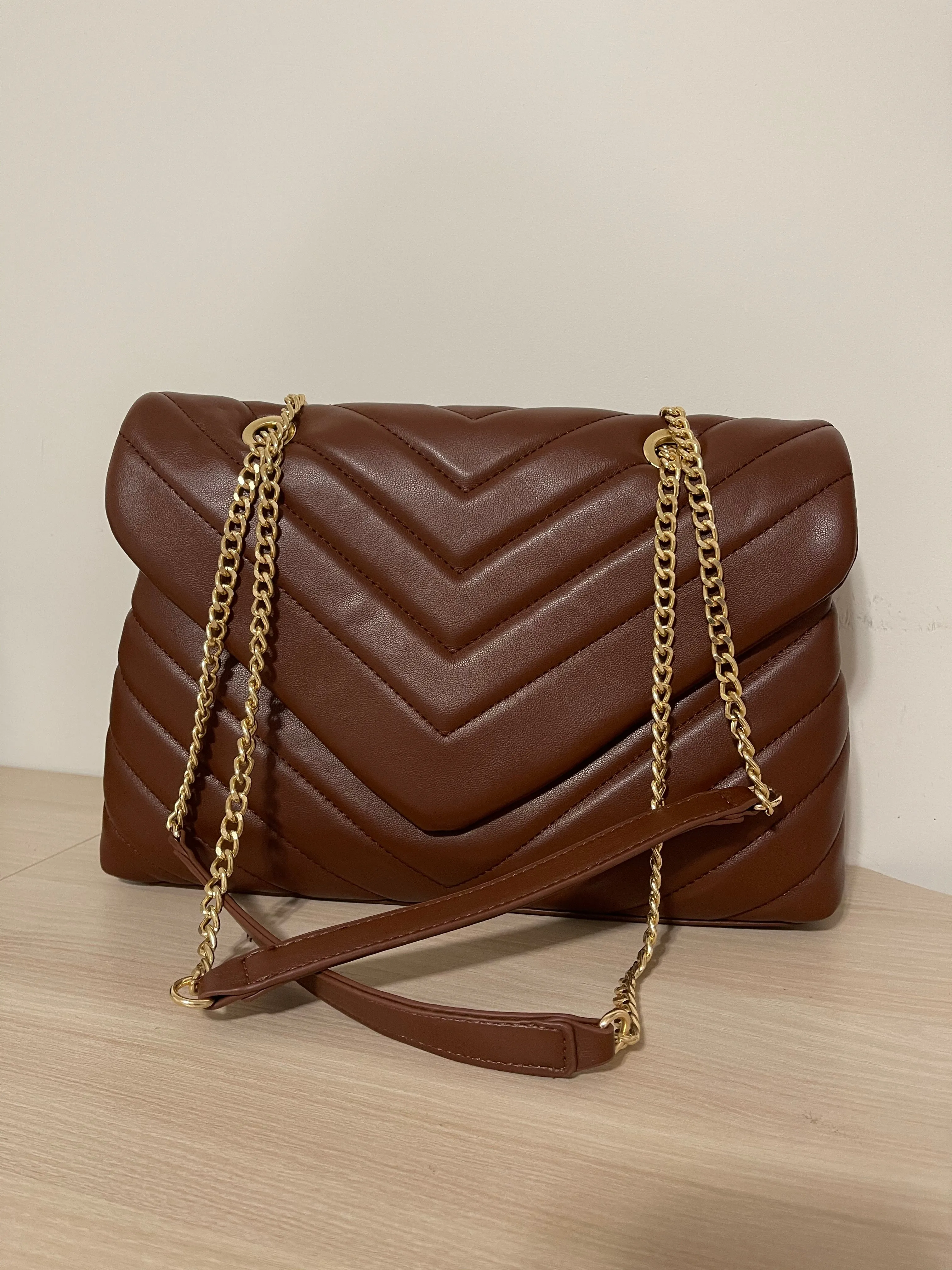 Willa Designer Bag in Chocolate